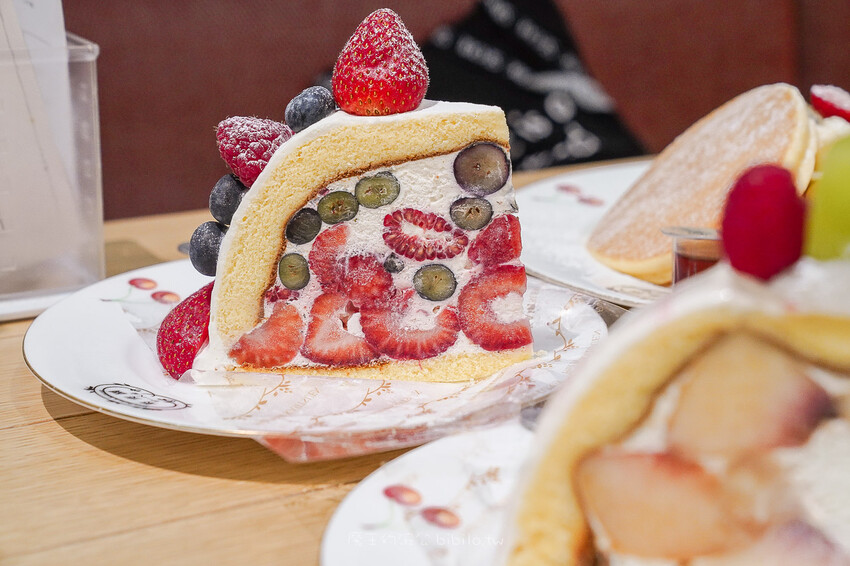 日本日本人氣甜點店 果實園リーベル 藤澤店 必吃圓頂水果蛋糕 滿滿水果超級滿足！