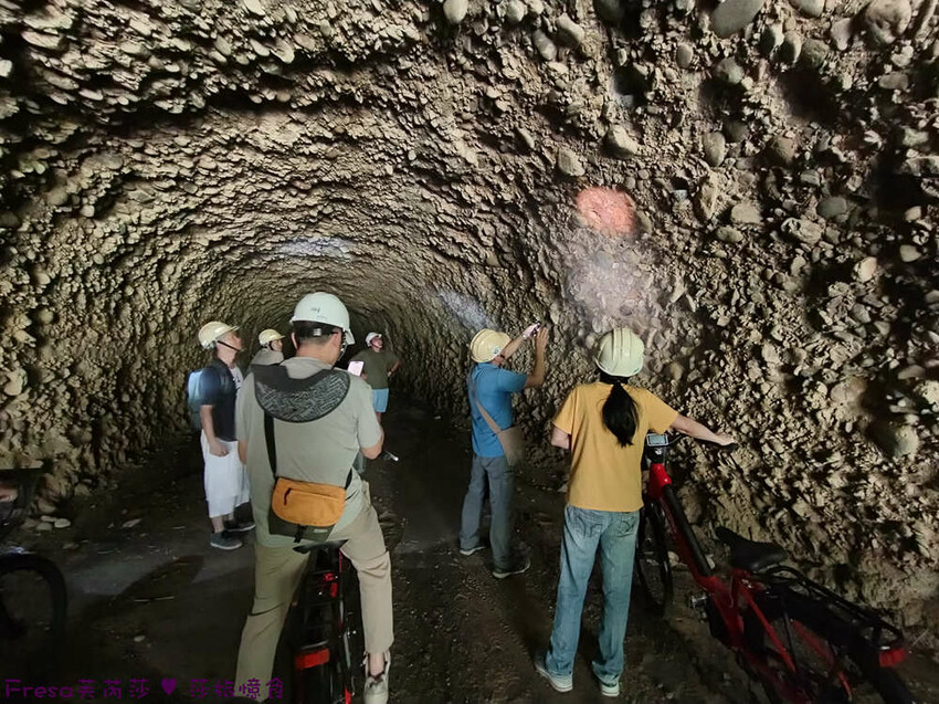 高雄市六龜區高雄旅遊│六龜荖濃溪遊憩旅行│騎乘電輔車吹風過隧道.豐富六龜生態地質│品茗原山茶│荖濃大武壠族文化體驗