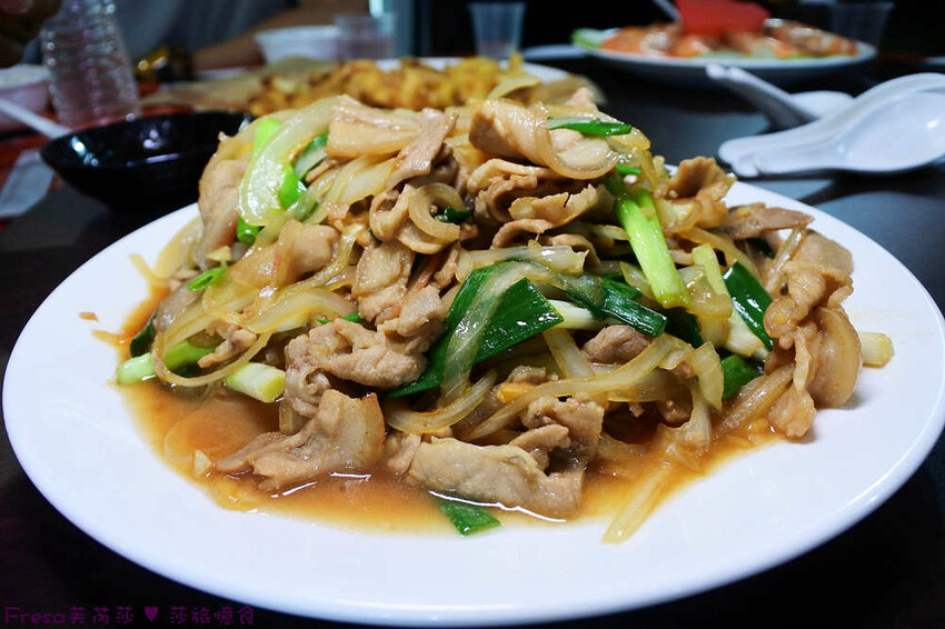 高雄市六龜區高雄旅遊│六龜荖濃溪遊憩旅行│騎乘電輔車吹風過隧道.豐富六龜生態地質│品茗原山茶│荖濃大武壠族文化體驗