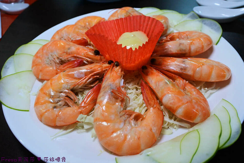 高雄市六龜區高雄旅遊│六龜荖濃溪遊憩旅行│騎乘電輔車吹風過隧道.豐富六龜生態地質│品茗原山茶│荖濃大武壠族文化體驗