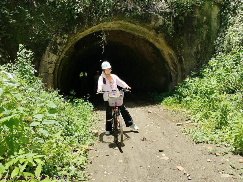 高雄市六龜區高雄旅遊│六龜荖濃溪遊憩旅行│騎乘電輔車吹風過隧道.豐富六龜生態地質│品茗原山茶│荖濃大武壠族文化體驗