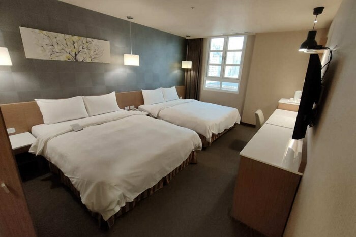 高雄市六龜區高雄旅遊│六龜荖濃溪遊憩旅行│騎乘電輔車吹風過隧道.豐富六龜生態地質│品茗原山茶│荖濃大武壠族文化體驗