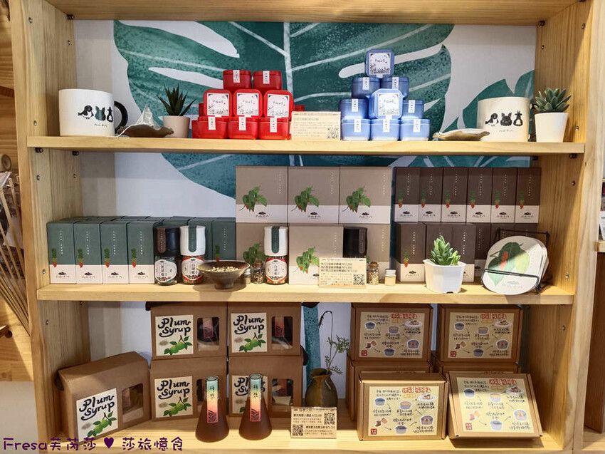 高雄市六龜區高雄旅遊│六龜荖濃溪遊憩旅行│騎乘電輔車吹風過隧道.豐富六龜生態地質│品茗原山茶│荖濃大武壠族文化體驗