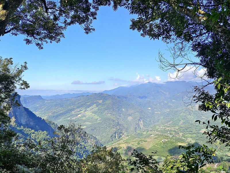 20221029|苗栗馬拉邦山|馬拉邦山登山步道x台灣小百岳x賞雲海、賞楓紅 20221029|苗栗馬拉邦山|馬拉邦山登山步道x台灣小百岳x賞雲海、賞楓紅