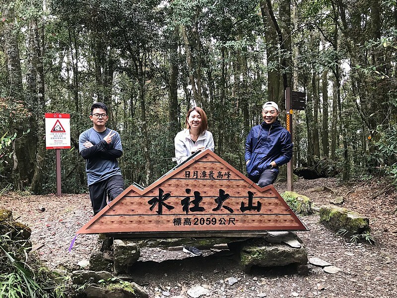 E3687AEB-E93E-4E4F-B821-54042A14554F