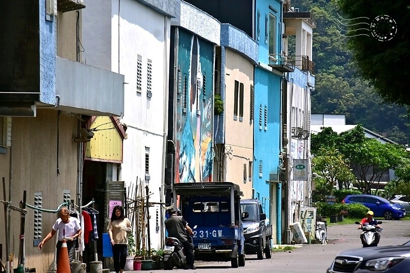南方澳情人灣彩繪牆
