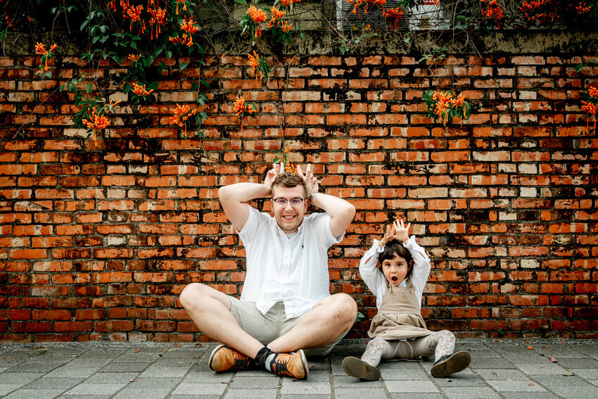 台南全家福推薦:與荷蘭老公混血寶寶的俏皮全家福│擺脫制式化! 台南全家福推薦:與荷蘭老公混血寶寶的俏皮全家福│擺脫制式化!