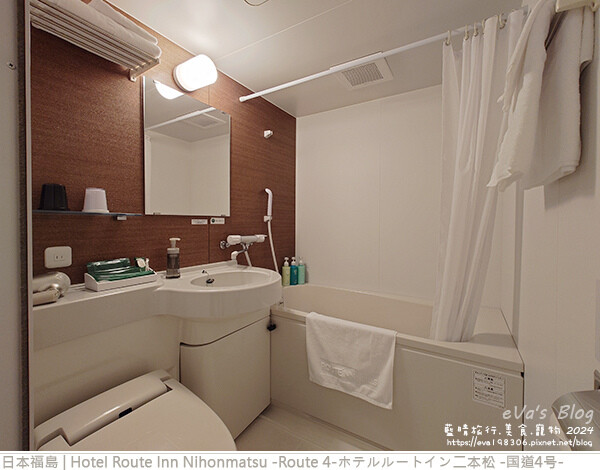 日本【日本旅遊】Hotel Route Inn Nihonmatsu -Route 4-ホテルルートイン二本松 -国道4号-，房型空間不大但是也