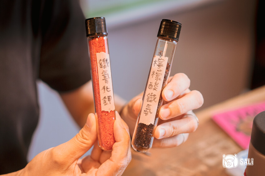 桃園大溪一日遊｜勇闖大溪客庄神農保甲路尋詔安，認識神農信仰，體驗香火包、藍晒顯影、品味在地風味餐 - 莎笠，小日子