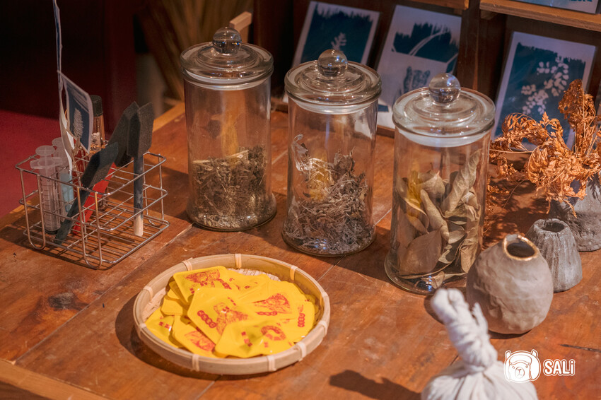 桃園大溪一日遊｜勇闖大溪客庄神農保甲路尋詔安，認識神農信仰，體驗香火包、藍晒顯影、品味在地風味餐 - 莎笠，小日子