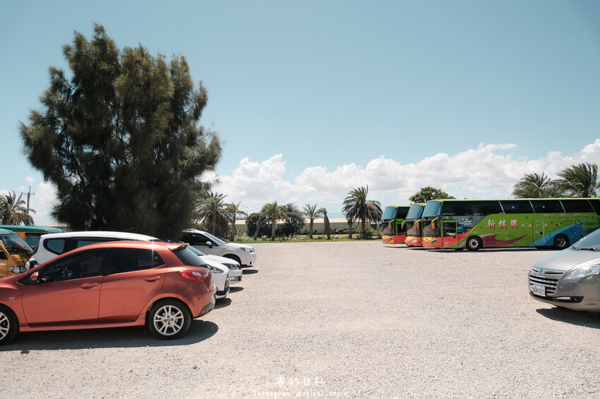 新竹市香山區MiFresa 財財的手作基地遊廢物媽媽農場|新竹生活資訊|穿著新衣到農場玩!超簡單穿穿搭,一套上就有不同層