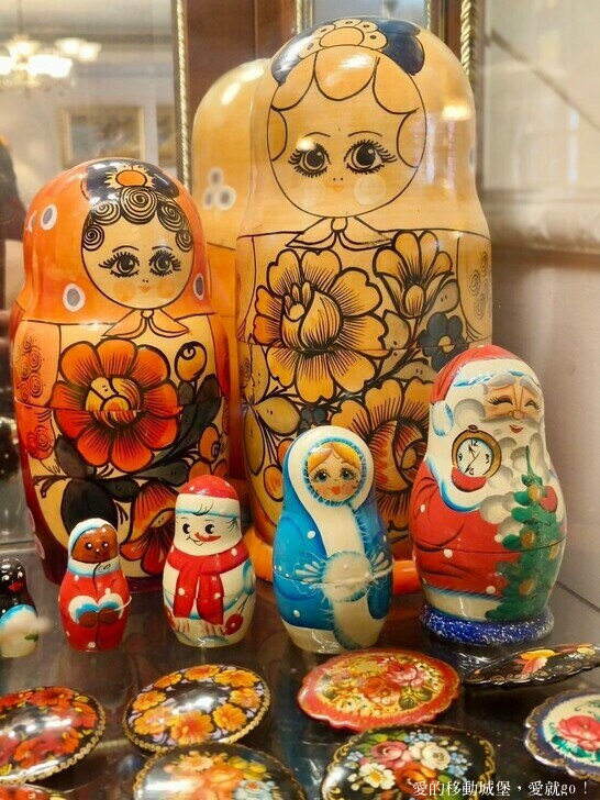 台北市中正區【台北讀書月 x 重南漫書香】明星麵包 明星咖啡館 文學沙龍 卡牌屋桌上遊戲 動動腦 大人小孩都愛玩 全台唯一擁有百年歷史文化的書街 消費滿額轉盤抽好禮 愛就一起閱讀GO !