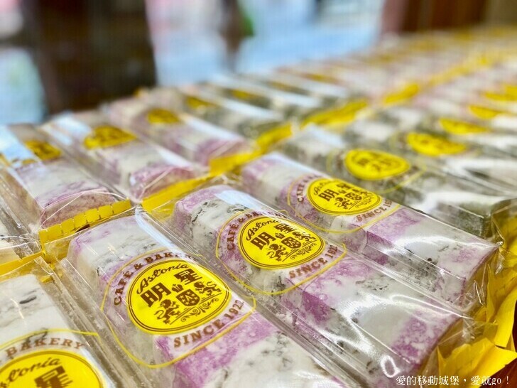 台北市中正區【台北讀書月 x 重南漫書香】明星麵包 明星咖啡館 文學沙龍 卡牌屋桌上遊戲 動動腦 大人小孩都愛玩 全台唯一擁有百年歷史文化的書街 消費滿額轉盤抽好禮 愛就一起閱讀GO !