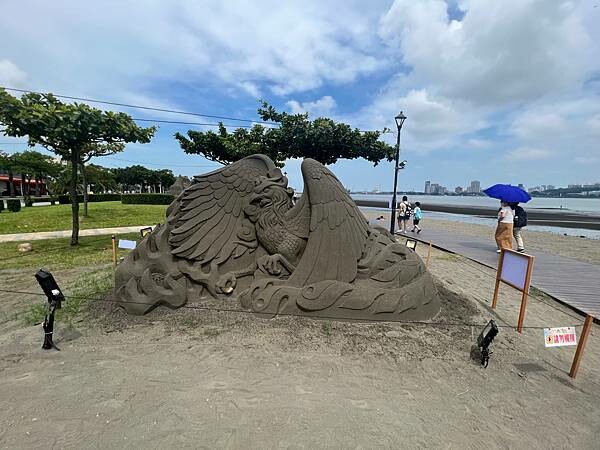 新北市八里一日遊：2023年八里神化沙雕藝術展。挖子尾自然保