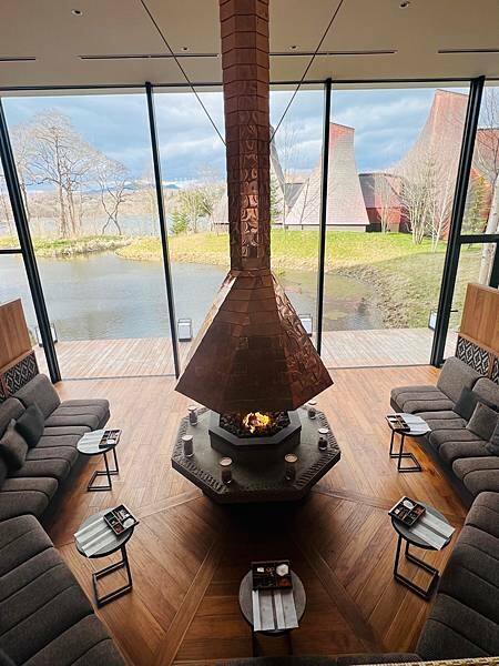 四季如畫的北海道白老町。波羅多湖畔旁的「星野。界 波羅多渡假