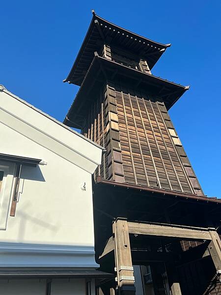 東京近郊小江戶川越一日遊:歷史老式建築物的川越藏造老街。老街