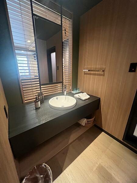 星野奧入瀨溫泉渡假飯店（附交通方式）。在自然生態的溪流邊渡過