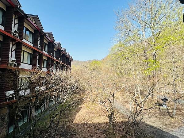 星野奧入瀨溫泉渡假飯店（附交通方式）。在自然生態的溪流邊渡過