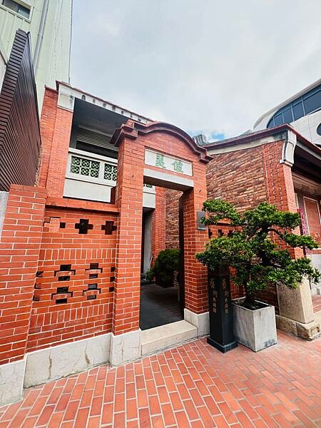 彰化鹿港一趟懷舊古蹟之旅:九曲巷、古厝十宜樓意樓、丁家古厝、