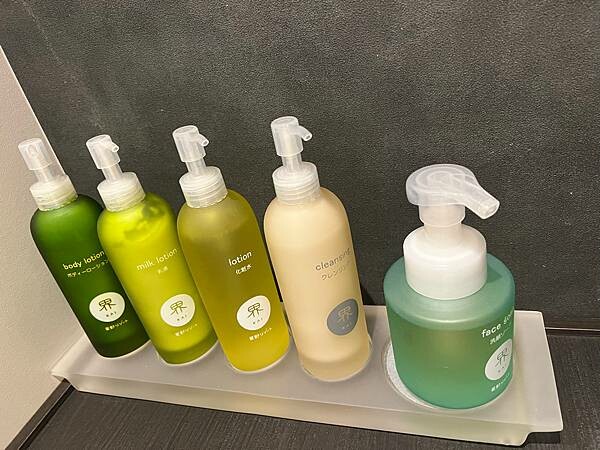 四季如畫的北海道白老町。波羅多湖畔旁的「星野。界 波羅多渡假