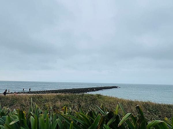 北海岸一日遊:跳石站、石門洞、午餐 Le Qua 公雞餐廳 北海岸一日遊:跳石站、石門洞、午餐 Le Qua 公雞餐廳