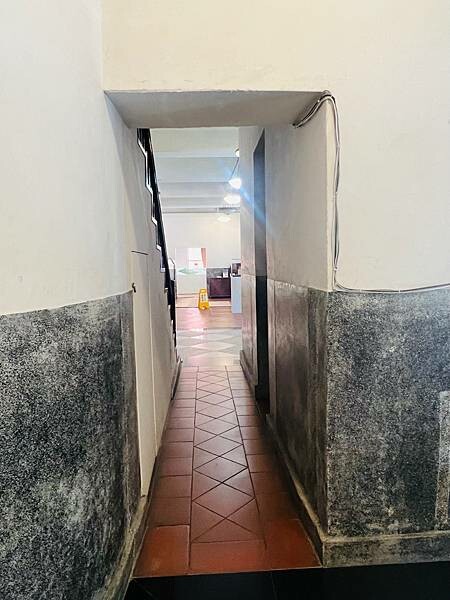 台北中山捷運站：百年建築古蹟內喝下午茶。中山茶書院｜中山藏藝