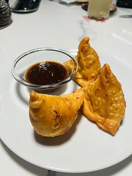 台北東區新開幕的創新印度料理餐廳介紹：夏花餐室Summer 