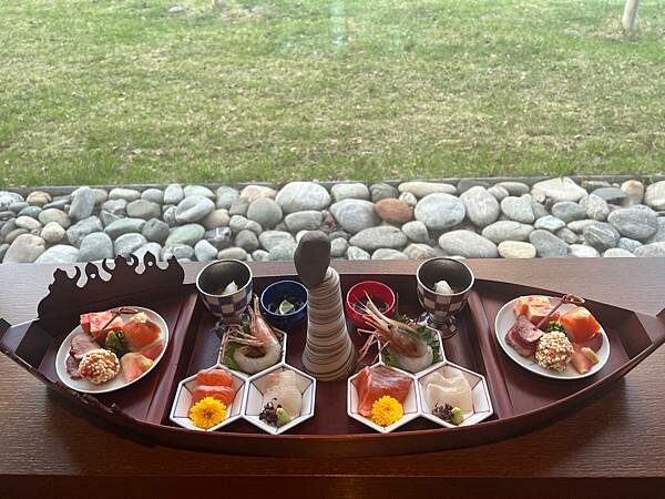 四季如畫的北海道白老町。波羅多湖畔旁的「星野。界 波羅多渡假