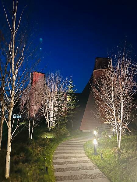 四季如畫的北海道白老町。波羅多湖畔旁的「星野。界 波羅多渡假