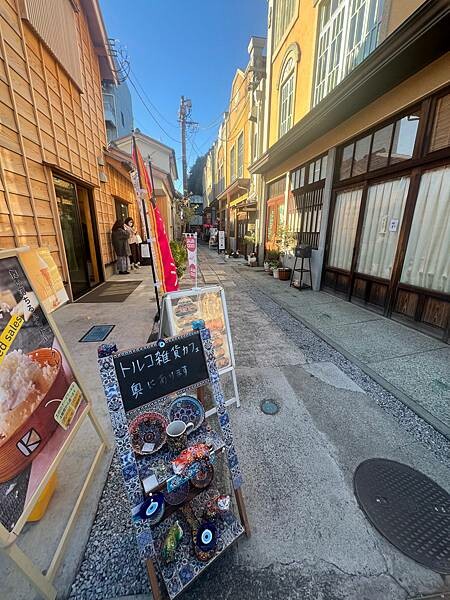 東京近郊小江戶川越一日遊:歷史老式建築物的川越藏造老街。老街