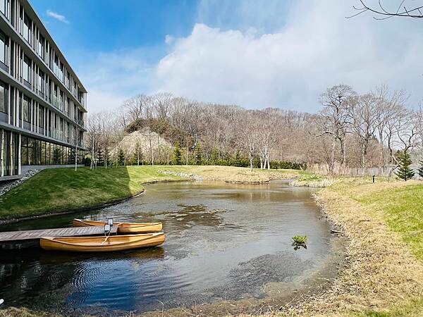 四季如畫的北海道白老町。波羅多湖畔旁的「星野。界 波羅多渡假