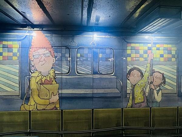 台北美麗超好拍照的捷運站：南港站幾米彩繪