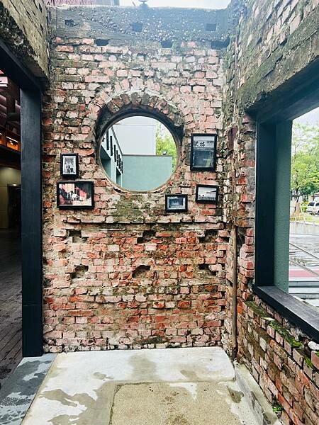 台南遊記:吐司吐司早餐店。水交社文化園區。莉莉水果