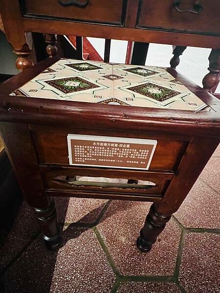 嘉義市步行路線：阿里山檜木的檜意森活村、藝術家王文志的森林之