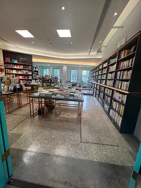 悠閒的嘉義市步行路線：嘉義市立美術館、昭和J11咖啡館｜台東