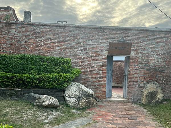 彰化鹿港一趟懷舊古蹟之旅:九曲巷、古厝十宜樓意樓、丁家古厝、