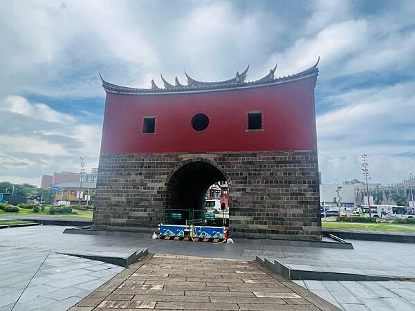 台北北門承恩門。撫臺洋樓石頭厝市定古蹟