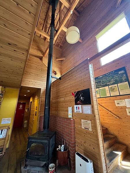 奧入瀨溪流一日慢走遊記:三亂の流れ、石戶休息站、阿修羅之流、 奧入瀨溪流一日慢走遊記:三亂の流れ、石戶休息站、阿修羅之流、