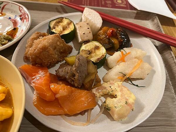 星野奧入瀨溫泉渡假飯店（附交通方式）。在自然生態的溪流邊渡過