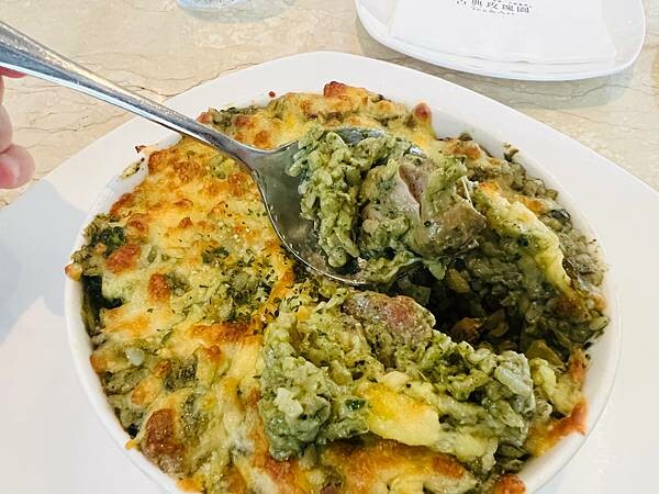 台北捷運東門站半日散策:午餐 古典玫瑰、閒逛來好Lai Hao、下午茶 白水豆花、宇宙生煎、台北清真寺