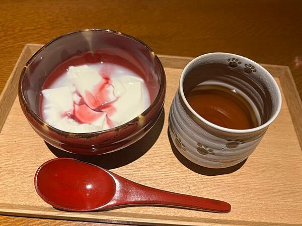 四季如畫的北海道白老町。波羅多湖畔旁的「星野。界 波羅多渡假