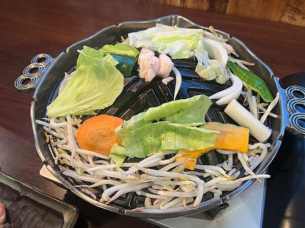 2023年北海道函館五稜郭櫻花季:熱情的盛開。推薦日本好吃的