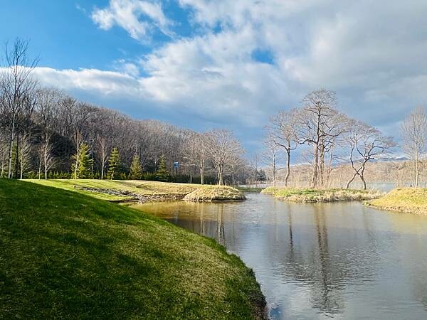 四季如畫的北海道白老町。波羅多湖畔旁的「星野。界 波羅多渡假