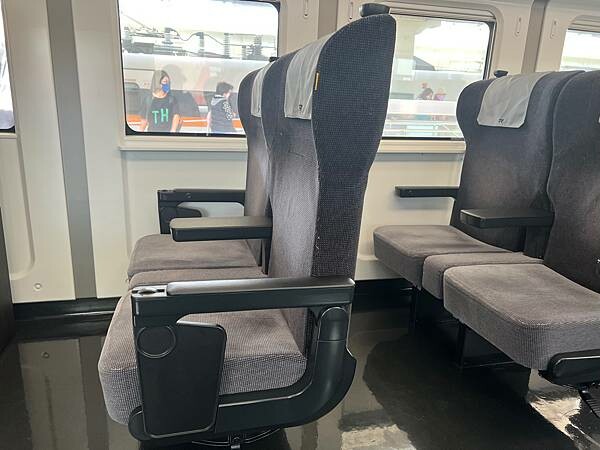 台東去嘉義:自強騰雲座艙商務艙開箱|台東嘉義宜蘭遊記