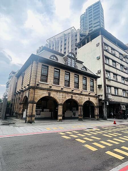 台北北門承恩門。撫臺洋樓石頭厝市定古蹟