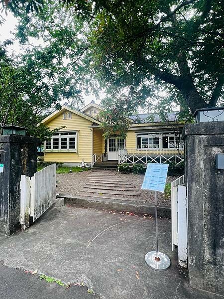 陽明山草山小鎮:大衛小小羊David & Alpaca,近距 陽明山草山小鎮:大衛小小羊David & Alpaca,近距