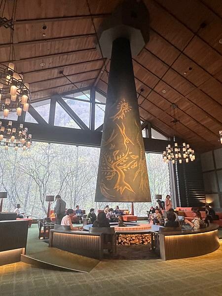 星野奧入瀨溫泉渡假飯店（附交通方式）。在自然生態的溪流邊渡過