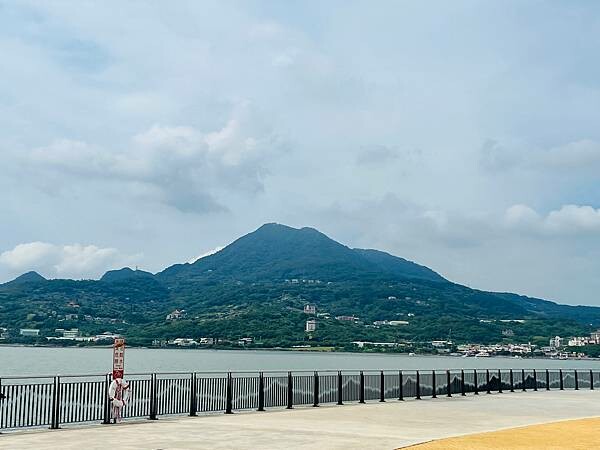 新北市八里一日遊：2023年八里神化沙雕藝術展。挖子尾自然保