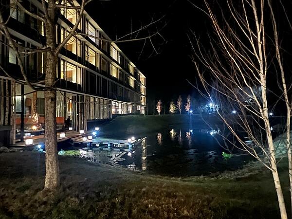 四季如畫的北海道白老町。波羅多湖畔旁的「星野。界 波羅多渡假