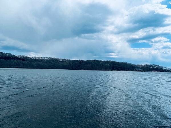 四季如畫的北海道白老町。波羅多湖畔旁的「星野。界 波羅多渡假